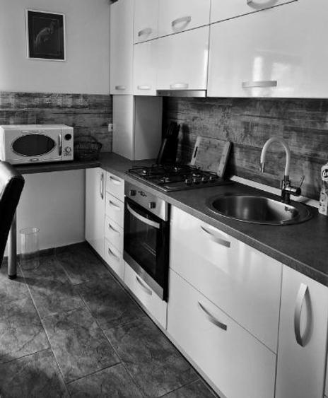 Inchiriez apartament cu 2 camere  - 5