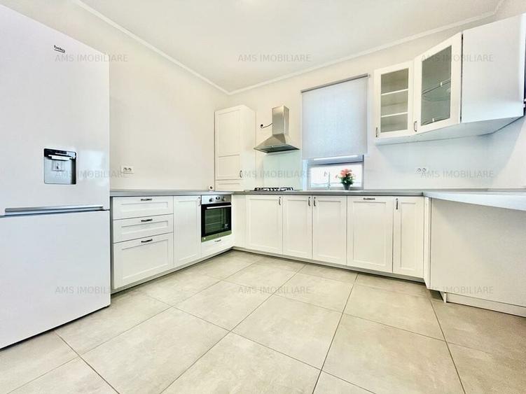 SUPERB / GRADINA GENEROASA / LOC PARCARE - 4