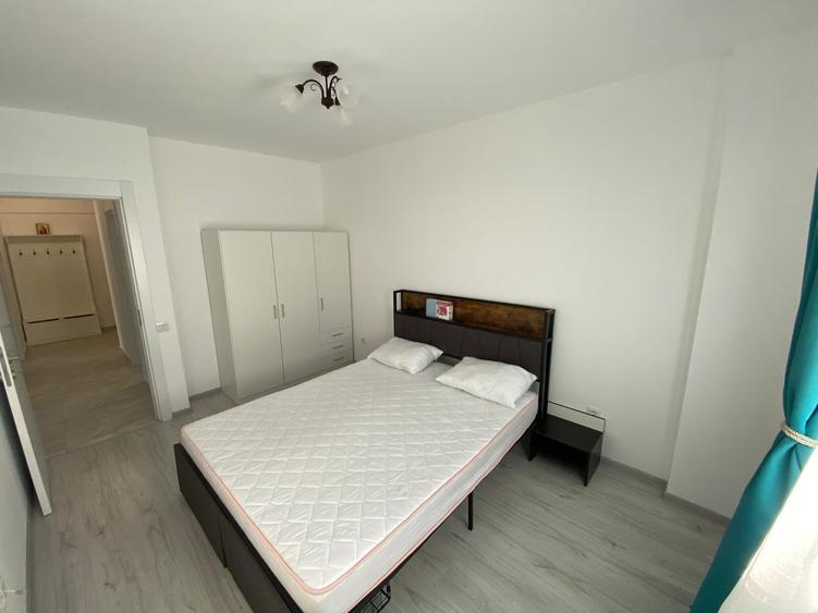 DE INCHIRIAT! Apartament 2 camere decomandat 60 mp , Sector 4 - 17