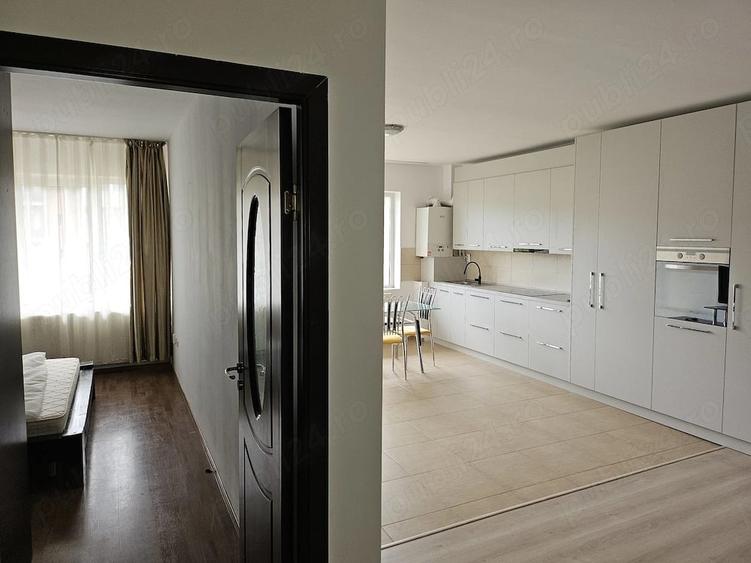 Apartament renovat 2 camere cu balcon si loc de parcare - 12