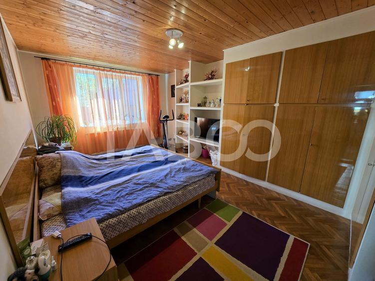 Casa spatioasa de vanzare teren 432 mp zona linistita - Lupeni Sibiu - 20
