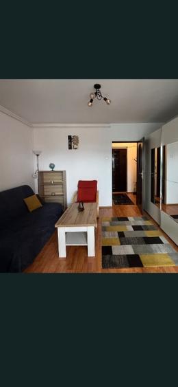 Garsoniera moderna- loc parcare- Tractorul - langa Coresi Mall - 1