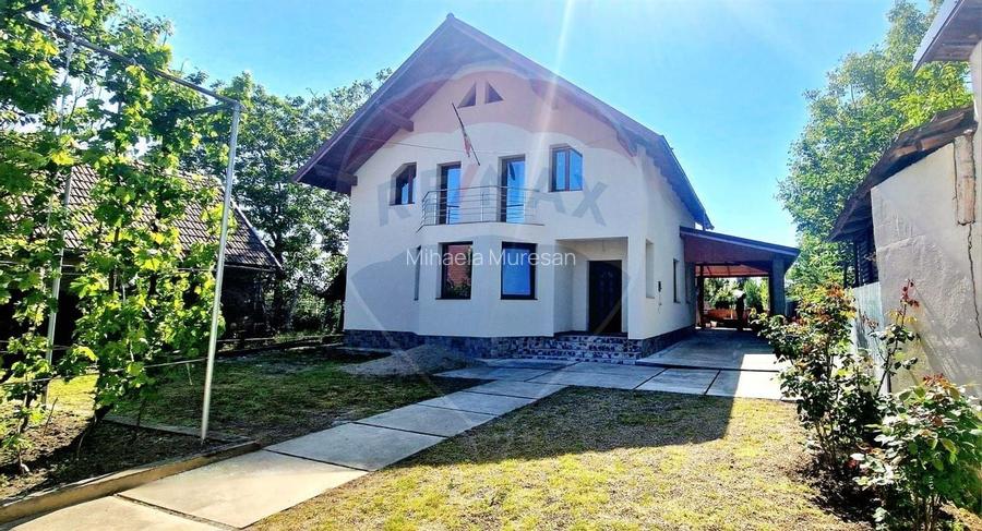 Casă individuală cu 4 camere în Zimandcuz