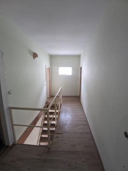 Casa de vânzare, 5 camere, 2 băi, 170 mp - 24