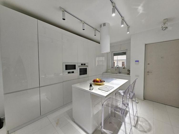 VILA INSIRUITA CHIRIE- PIPERA-MATEI MILLO! - 5