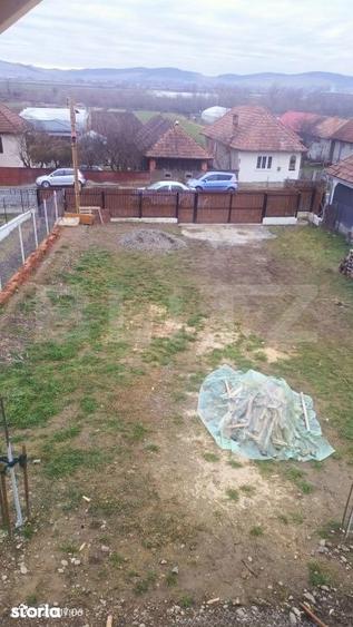 Casa cocheta cu priveliste panoramica si gradina generoasa Langa P - 3