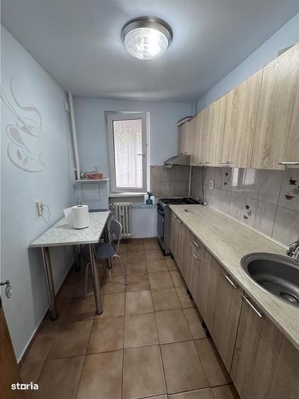 Apartament cu 2 camere semidecomandat în Alexandru Obregia