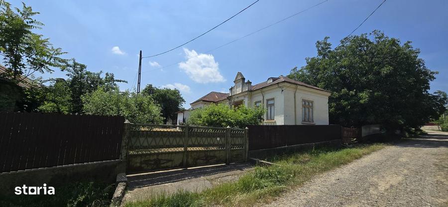 Casa cu 5 camere, curte ?i pivni?a, 35000 EUR - 13