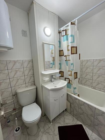 Garsoniera de Inchiriat  Zona Centrala - etaj 3/4 - 35 mp - 13