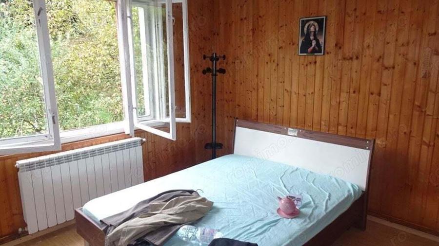 Vand casa in Deva, zona Aurel Vlaicu D+P+E, constructie din anul 2010 din BCA - 20