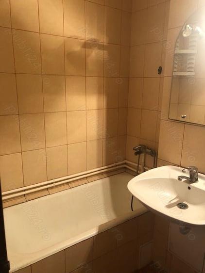 Apartament 3 Camere, etaj 1, vis-a-vis de Spital - 1