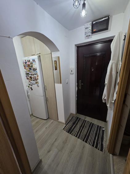 Vand apartament 2 camere micro 5 - 1