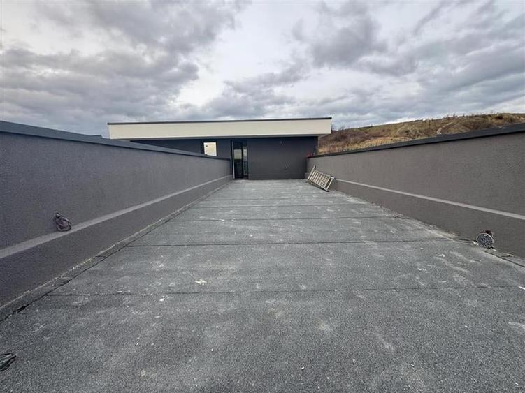 Casa Tip Duplex ,S+P+ET.+Terasa Amenajata ,situata in cartierul Voronet! - 16