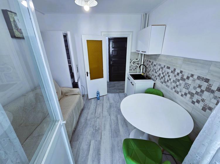 Apartament 2 camere zona CEC BANK - 2