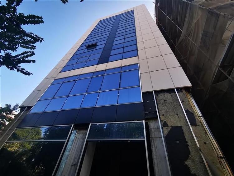 Cladire de vanzare - pretabila clinica, hotel, birouri, rezidential - 4