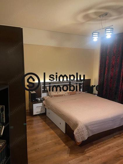 Garsoniera decomandata -Rovine