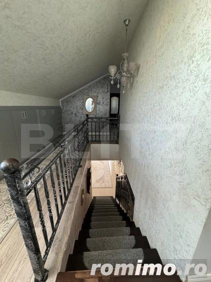 Penthouse ,4 camere , 177 mp , zona centrala ,Radauti - 9