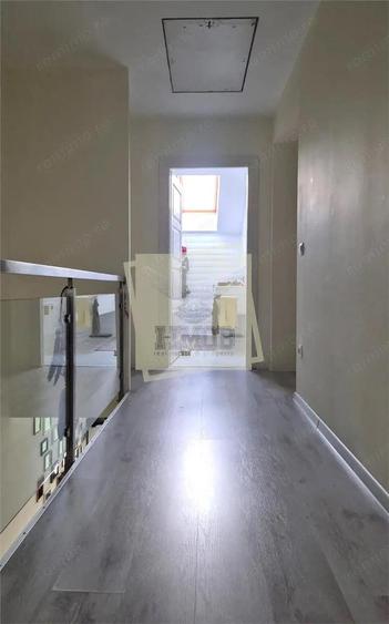 Casa cu 4 camere 2 bai si 396 mp teren in zona Calea Cisnadiei - 6