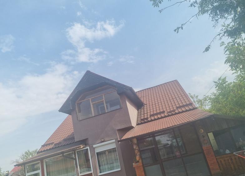 Vand/schimb casa in Costesti - 2