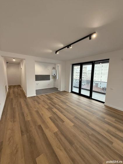 Apartament 2 camere Lux, Nemobilat, ideal Birou Firma - Bd. Decebal, Rond Alba Iulia - 1