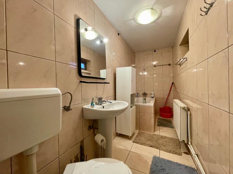 Casă parter 123 mp, complet renovată, curte generoasă, teren 400 mp - Giulesti - 25