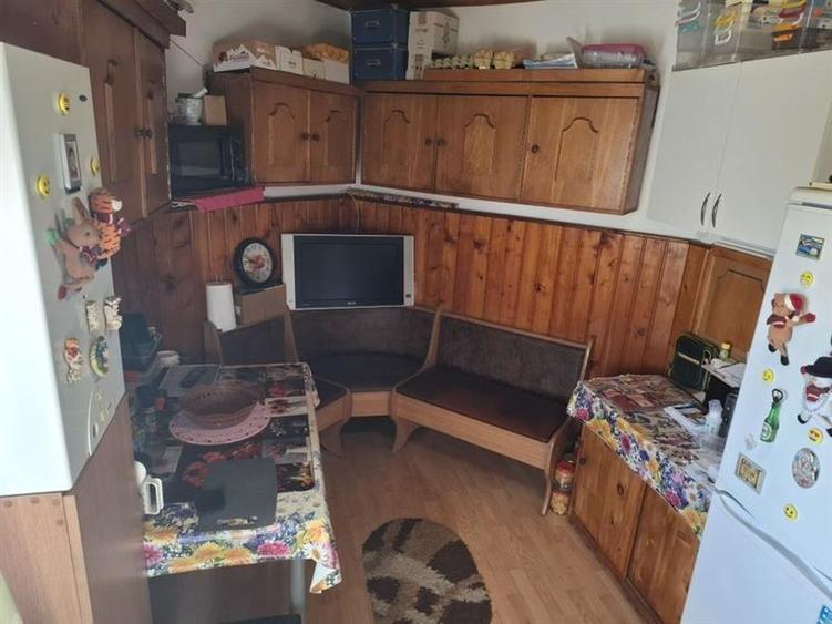 Apartament 2 camere decomandat zona Tractorul - 5