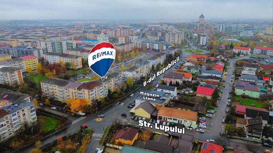 Republicii, apartament cu 4 camere de vanzare!