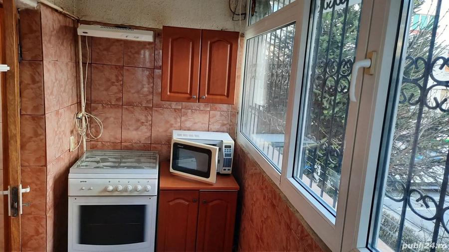 Inchiriez apartament 3 camere Pitesti, Tudor Vladimirescu parter aproape de Mall - 1