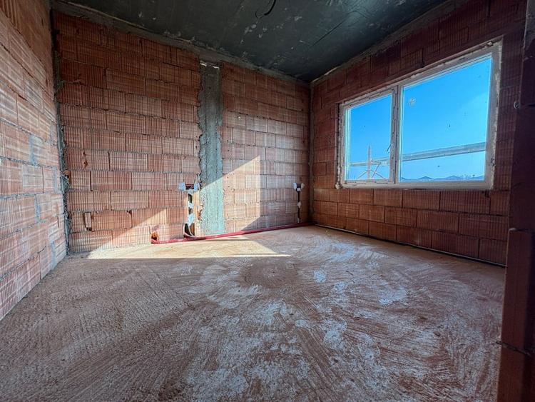 Duplex 3 camere, 76mp utili, teren 285mp, P+Pod in Bucovat - 16