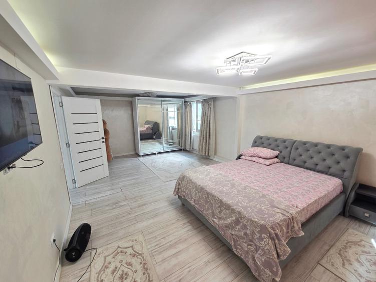 Voluntari, Andronache, vila P+1+M renovata, curte amenajata - 18