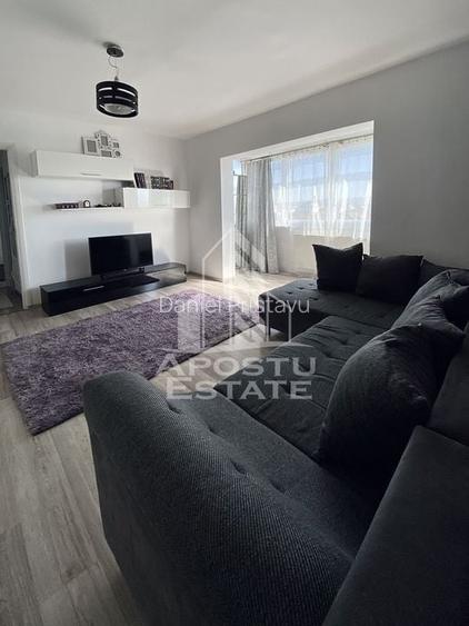 Apartament 2 camere, bloc anvelopat, zona Lipovei