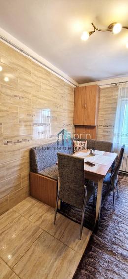 Apartament cu 4 camere. etaj 2, bloc 1982 Apartament cu 4 camere. etaj 2, bloc 1982