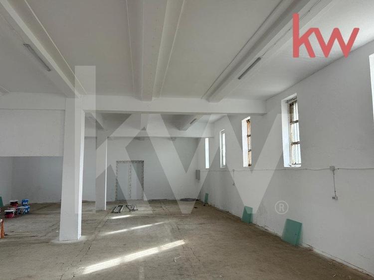 Hala parter si etaj de vanzare sau de inchiriat - 8