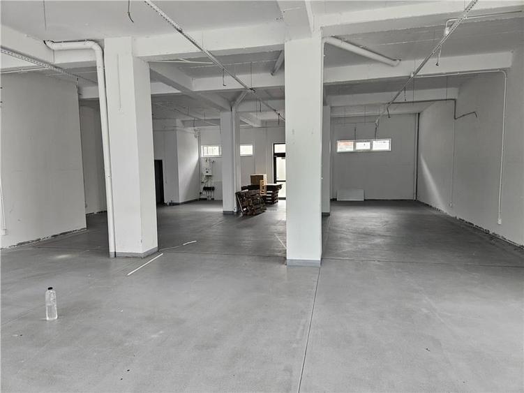 Spatiu Comercial - 200 mp - Showroom - Servicii - Clinica Medicala - 5