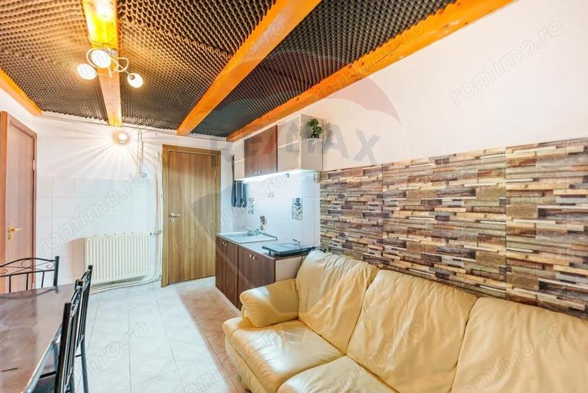 Apartament la casa in zona ultracentrala - 3