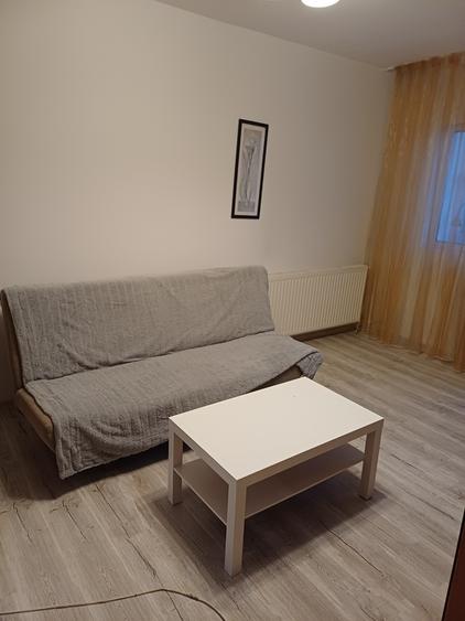 Militari, Apusului, Casa Roz - 3