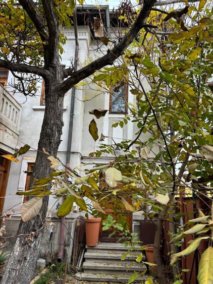 Vila p+m+1 in ultracentralul capitalei,stradal pe Splaiul UNIRII,locatie top - 4