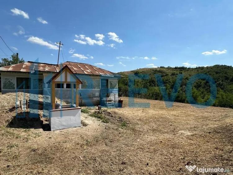 Casa ?i teren de vanzare in Parincea jud. Bacau. - 7