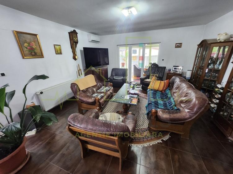 Sacalaz. Individuala. Panouri solare. Vatra veche. - 7