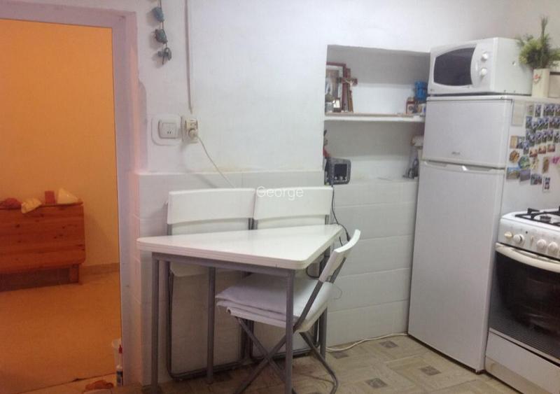 Apartament zona Mitropolie, 3 camere, in Vila
