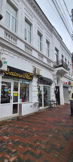 Spatii comerciale in vila Hala Traian - 1