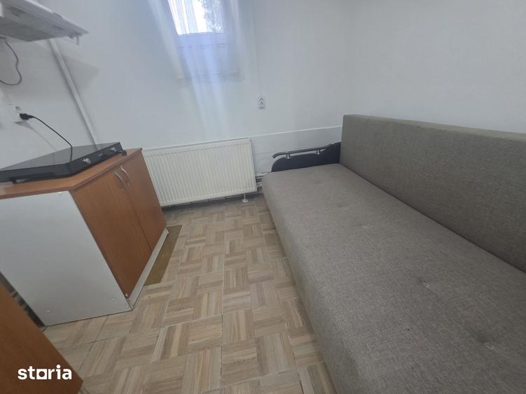 Inchiriez camera demisol Bartolomeu cu centrala si baie - 2
