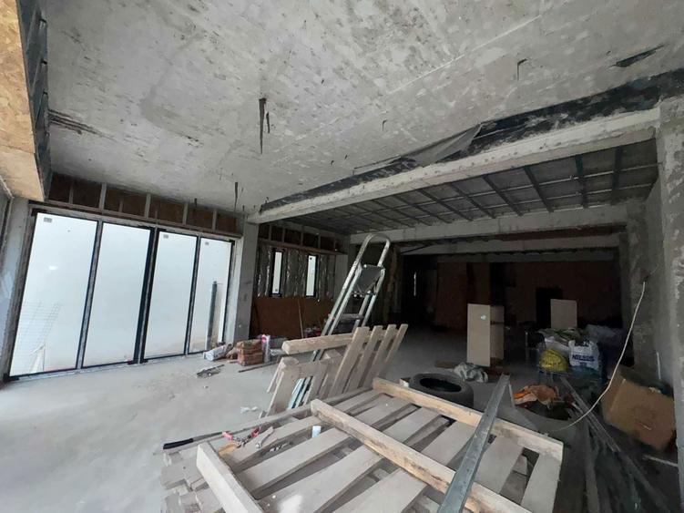 Spatiu comercial de vanzare/inchiriere 120mp [Bul. Primaverii] - 2