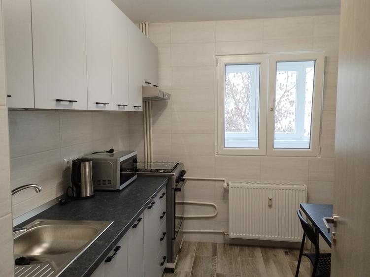 Piata Matei Ambrozie - 5