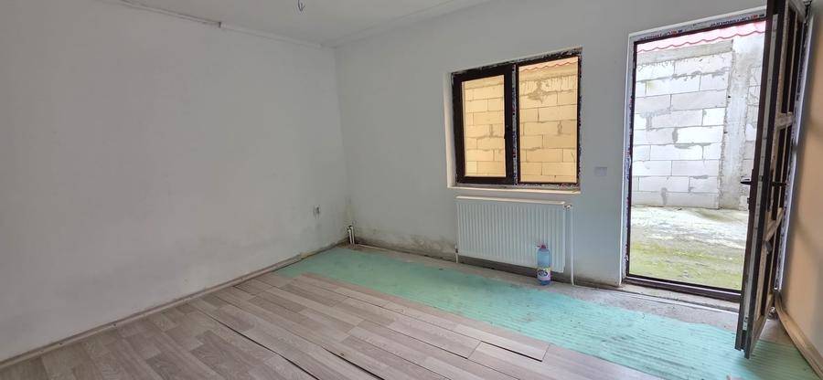 OCAZIE ! ZONA MEDEEA CASA 5 CAMERE SC=120 MP. CU TEREN 220 MP. PRET 135.000 EURO - 3