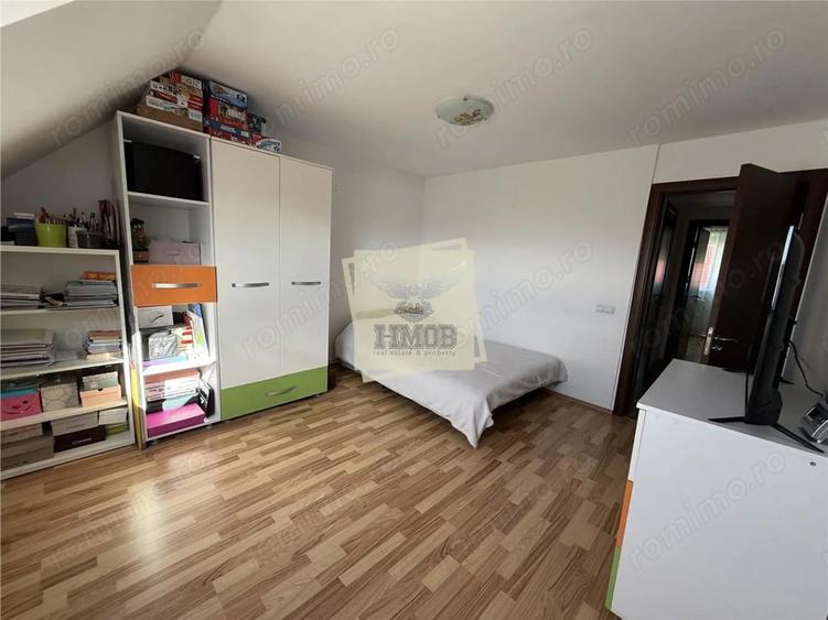 Casă cu 4 camere cu Teren 125 Mp în Central