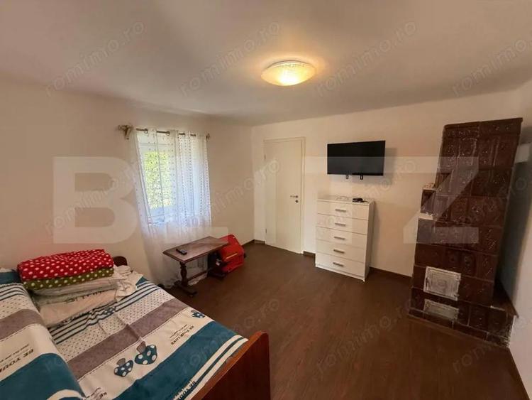 Casa partial renovata, 60mp utili , 6000 mp teren, zona Georocu Mare - 6