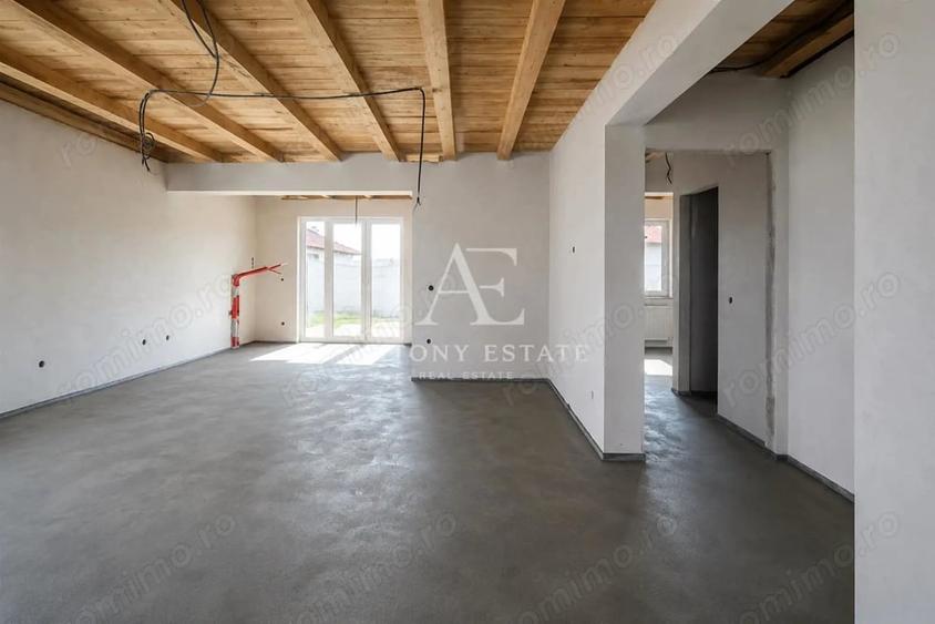 Casă cu 1 camere cu Teren 300 Mp în Rontău