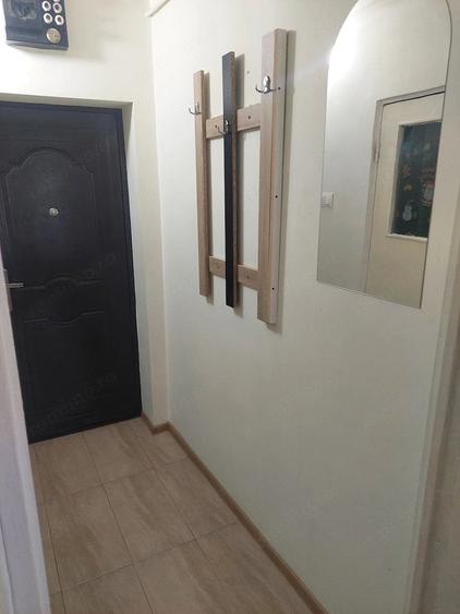 Apartament cu 2 camere semidecomandat în Exterior Vest