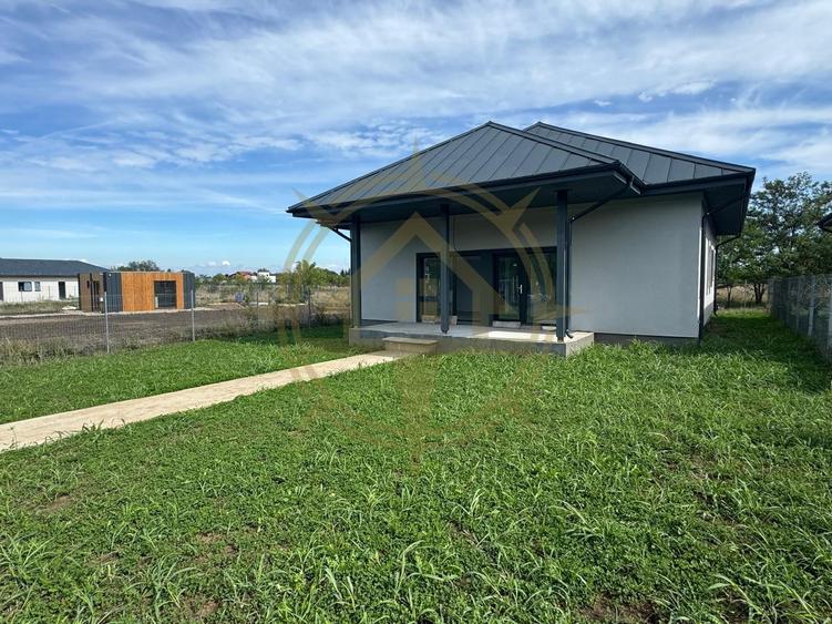 Casă cu 4 camere cu Teren 500 Mp în Snagov